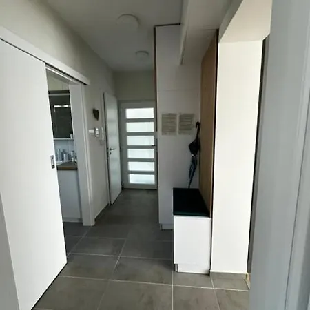 Lägenhet Modern Siofok, Close To Balaton